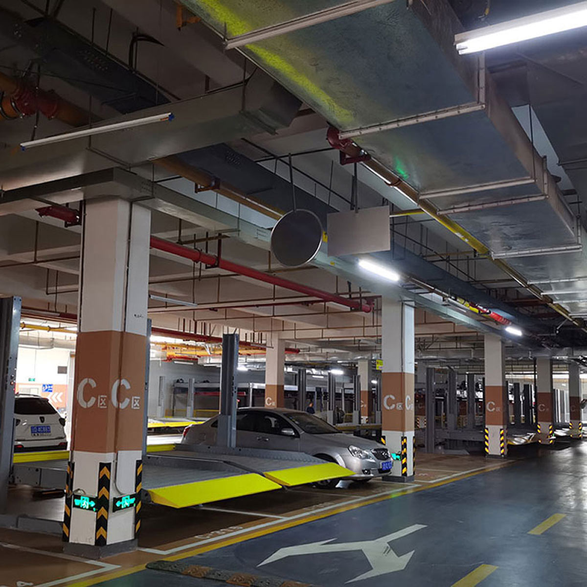 升降橫移式機(jī)械立體停車(chē)設(shè)備二手
